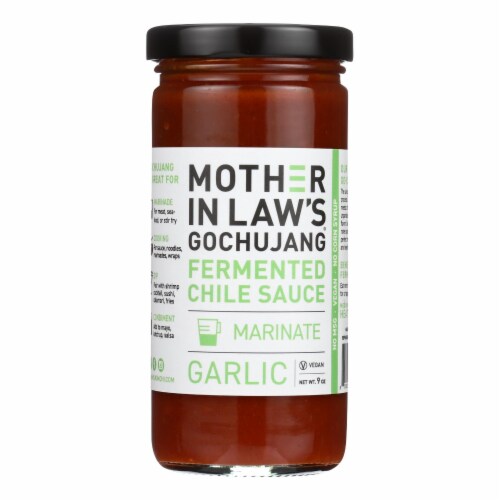 Mother-in-law's Kimchi - Chile Sce Gchjng Garlic - CS of 6-9 oz. Perspective: front