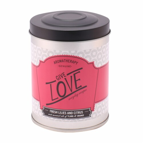 Perfect Remedy Give Love Everyday Escapes Fresh Lilies and Citrus Scented Candle Perspective: front