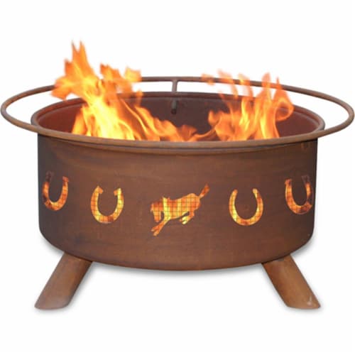 Horseshoes Fire Pit Perspective: front