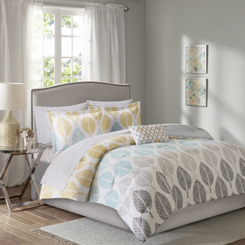 Gracie Mills Complete Comforter and Cotton Sheet Set Yellow Aqua