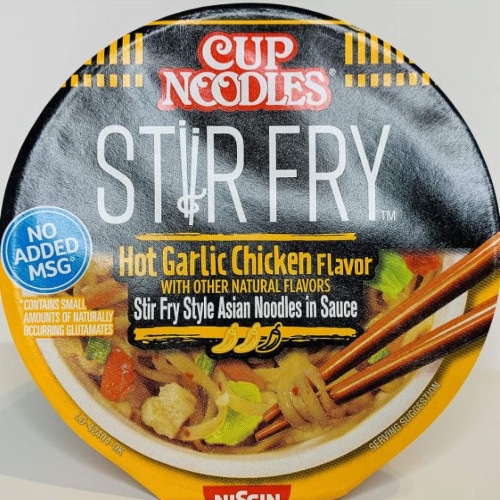 Nissin Cup Noodles Stir Fry - Hot Garlic Chicken 2.93 oz (Pack of 32
