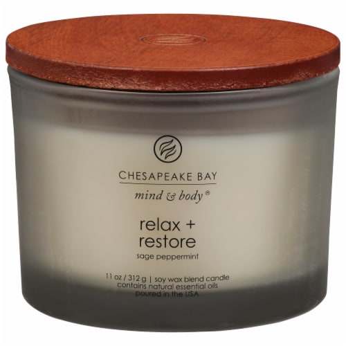 Chesapeake Bay Candle Relax + Restore Sage Peppermint Candle Perspective: front