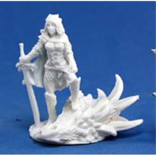 Reaper Miniatures 77039 Bones - Janan- Female Dragon Slayer Perspective: front