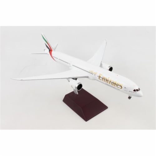 Gemini200 G2UAE740 Emirates 787-10 1-200 Diecast Airplane Model Perspective: front