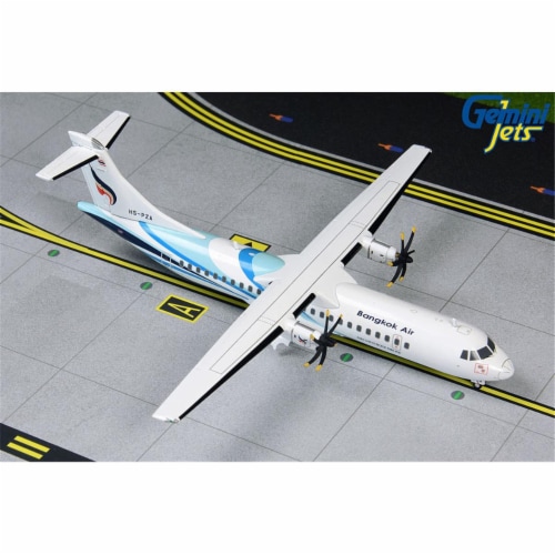 Gemini200 G2BKP821 Bangkok Airways ATR-72-600 1-200 Reg HS-PZA Model Airplane Perspective: front