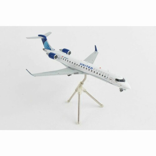 Gemini200 G2UAL879 United Express CRJ550 1-200 Gojet Reg No. N504Gj Aircraft Perspective: front