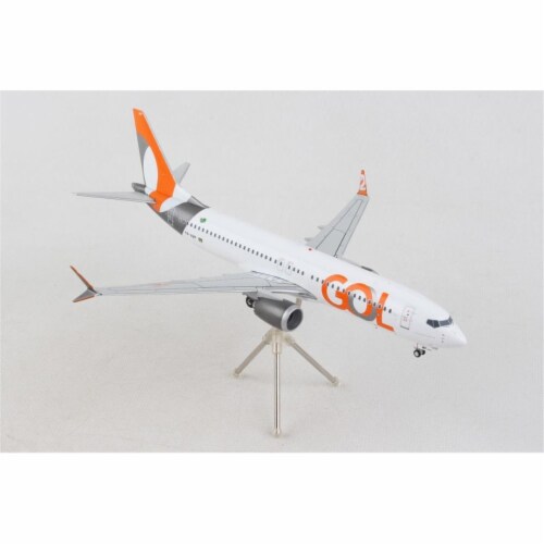 Gemini Jets G2GLO1066 GOL Transportes Aeroes 737MAX8 1-200 Scale Reg-PR-XMP Airplane Perspective: front