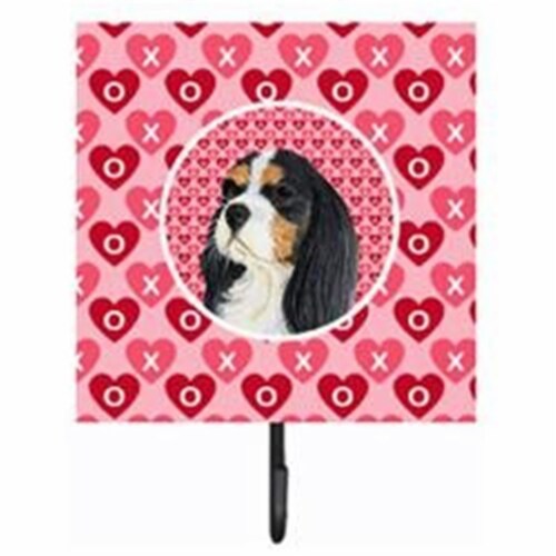 4.25 x 7 in. Cavalier Spaniel Valentines Love and Hearts Leash Or Key Holder Perspective: front