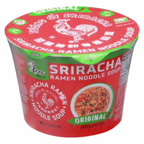 Huy Fong Original Sriracha Ramen Noodle Soup Perspective: front