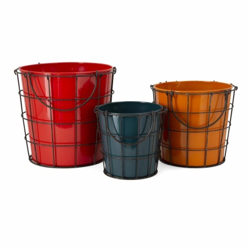 IMAX 90415-3 Farmstead Planters - Set of 3 Perspective: front