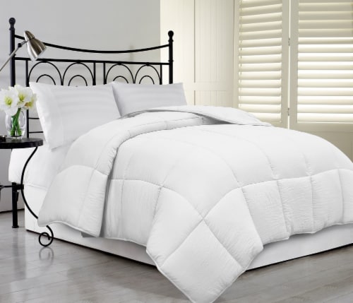 Blue Ridge Oversized Super Soft Basics Down Alternative Comforter Perspective: front