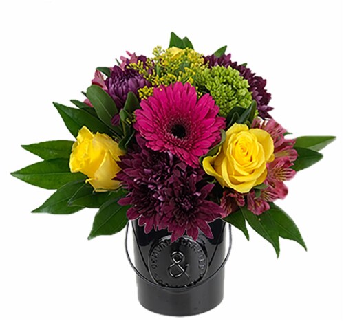 Small Floral Arrangement Perspective: front