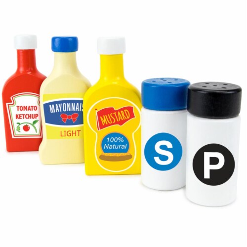 Backyard Barbecue Condiments Set Perspective: front