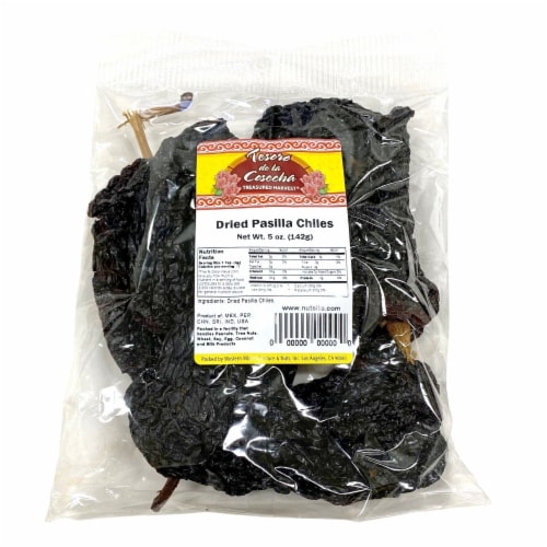 Tesoro De La Cosecha Dried Pasilla Chiles Perspective: front