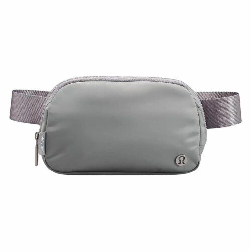 Lululemon Athletica Makeup Bags Everywhere Belt Bag 1L 7.5 x 2 x 5 1L Fred Meyer