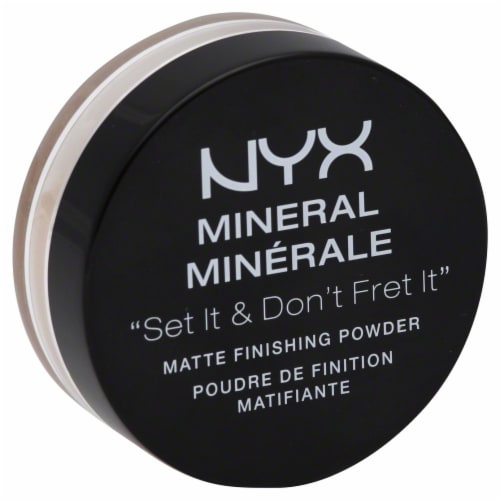 NYX Professional Makeup Mineral Matte Light Medium Finishing Powder Perspective: front