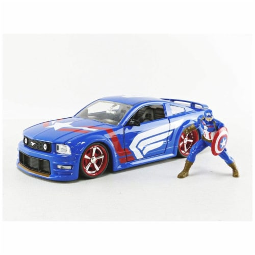 Jada JA31187 2006 Ford Mustang GT with Captain America Diecast Figurine Avengers Marvel Serie Perspective: front