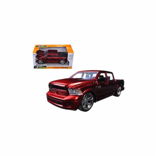 Jada 54040r 2014 Dodge Ram 1500 Pick Up Truck Red Custom Edition 1-24 Diecast Model Perspective: front