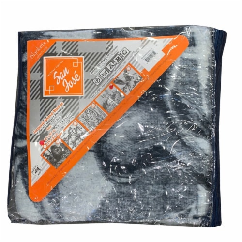 Trademex San Jose Animals Blanket - Assorted Perspective: front