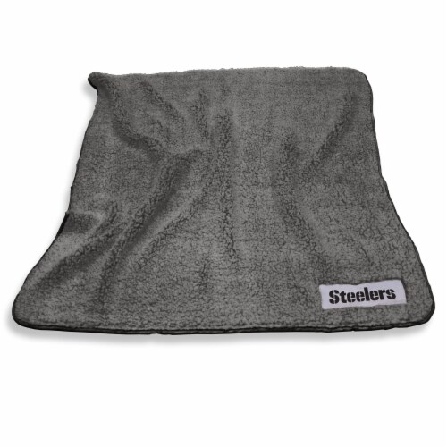 Pittsburgh Steelers Color Frosty Fleece Blanket Perspective: front