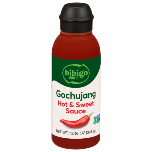 Bibigo Gochujang Hot & Sweet Sauce Perspective: front