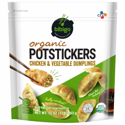 Bibigo Pot stickers Organic Chicken & Vegetable Dumplings Perspective: front