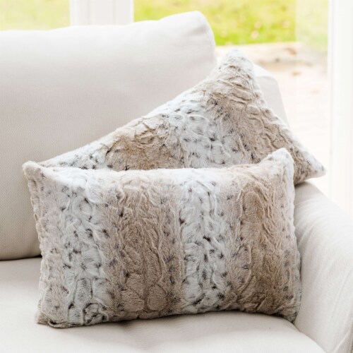 Cheer Collection Embossed Faux Fur Throw Pillows 12 x 20 Snow Leopard, Set  of 2, 1 - Kroger