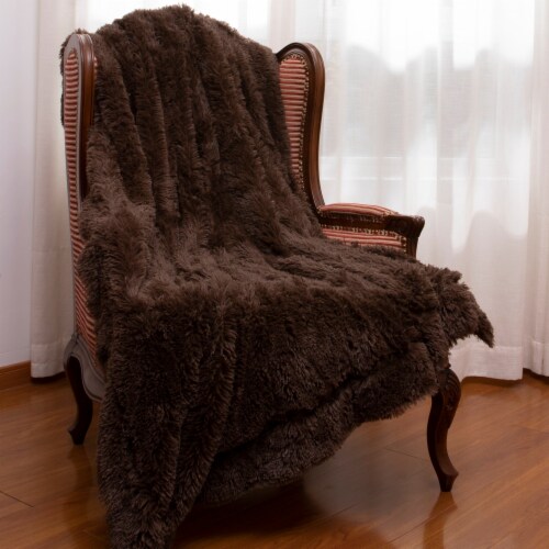 Cheer Collection Reversible Faux Fur Accent Throw Blanket Perspective: front