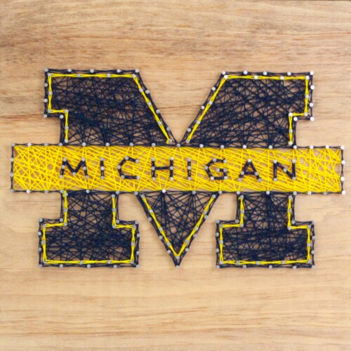 Michigan Wolverines Team Pride String Art Craft Kit Perspective: front