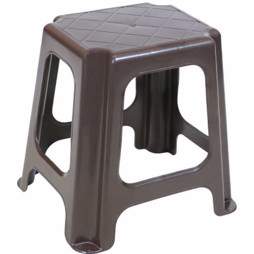 Sunnydaze Brown Plastic Step Stool 260 Pound Weight Capacity