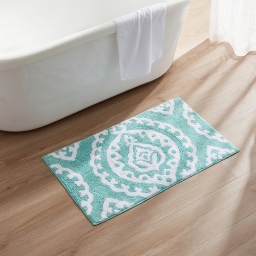 Kate Aurora 100% Cottoned Non Slip Bath Rug - 20 in. W x 32 in. L - Aqua Perspective: front