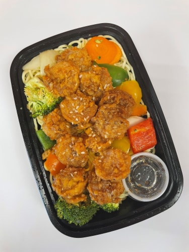 Wabisan Asian Foods Shrimp Garlic Sauce Sushi Perspective: front