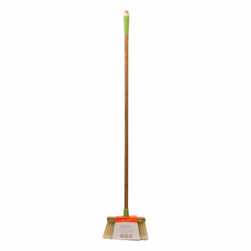 Clean Sweep Broom Perspective: front