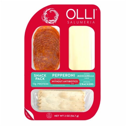 OLLI® Sallumeria Pepperoni Mozzerella Cheese and Crackers Snack Pack Perspective: front