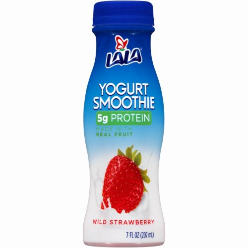 LaLa Wild Strawberry Yogurt Smoothie Perspective: front