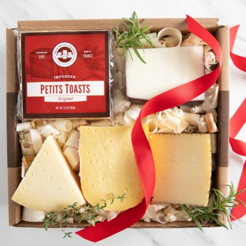 Spanish Cheese Assortment in Gift Box (32.75 ounce) Perspective: front