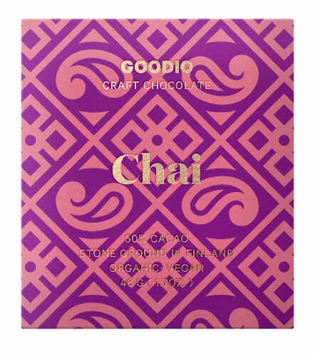 Goodio Chai Chocolate 50% Cacao Candy Bar Perspective: front