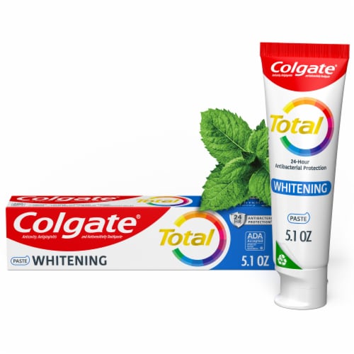 Colgate Total Active Prevention Whitening Toothpaste in Mint Perspective: front