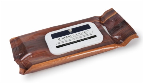 Madeira Housewares Wood and Bamboo Cutting Board Mineral Oil Wipes Perspective: front