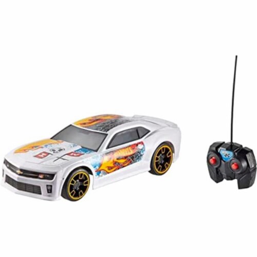 Auto hot wheels a control remoto on sale