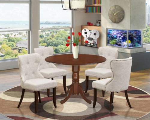 Drop leaf dining table and 4 chairs 2025