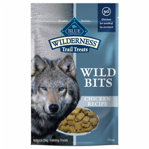 Blue Wilderness Trail Treats Chicken Recipe Wild Bits Training Dog Treats Value Size Perspective: front