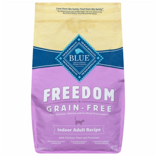 Blue™ Buffalo Freedom® Grain-Free Chicken Peas & Potatoes Indoor Adult Cat Food Perspective: front