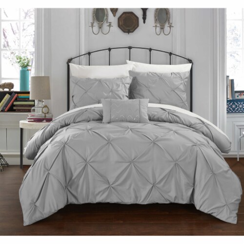 3 or 4 Piece Whitley Pinch Pleated, ruffled and pleated complete Duvet Cover Set Shams and Perspective: front