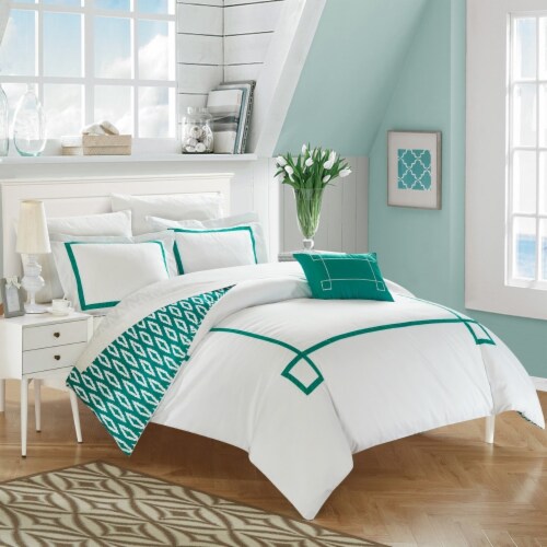 3 4 Piece Berwin Embroidered REVERSIBLE Duvet Cover Set with Shams