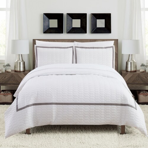 Dawn 2 Piece Duvet Cover Set Hotel Collection Two Tone Banded Print Zipper Closure White Perspective: front