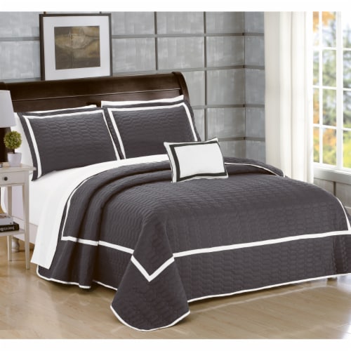 8 Pc. Neal Hotel Collection 2 Tone banded Geometrical Embroidered, Quilt in a bag, Includes Perspective: front