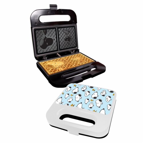 Peanuts Snoopy & Woodstock Double-Square Waffle Maker, 1 - Fry's Food Stores