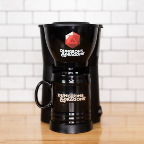 Uncanny Brands Dungeons & Dragons Single Cup Coffee Maker with Mug Perspective: front
