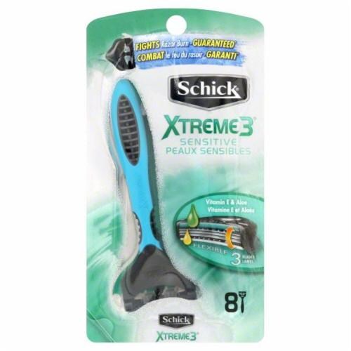 Schick Xtreme 3 Disposable Razor Perspective: front